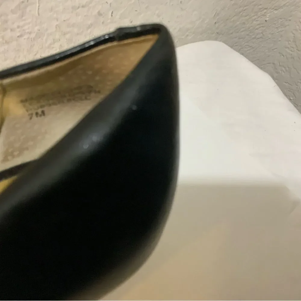 Michael Kors Black Platform Pump Gold Foil Heel size 7